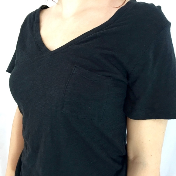 Basic Black Short Sleeve Tee - Picture 6 of 8